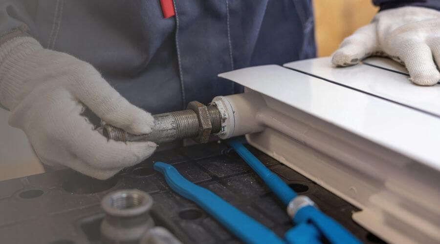 Local water heater installation in Riverton, KS